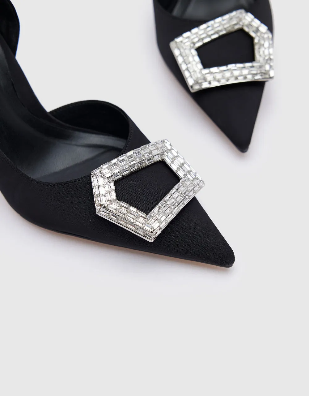 Buckle Décor Heeled Pumps
