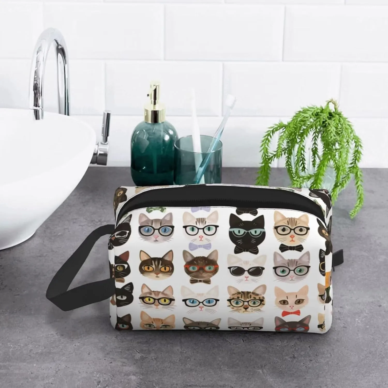 Cloth Small Makeup Bag with Zipper Cute Cat Makeup Brush Bag Portable Make up Pouch Funny Animal Cats Waterproof Travel Toiletry Bag Coin Purse Storage for Women, Cat Lover Gifts