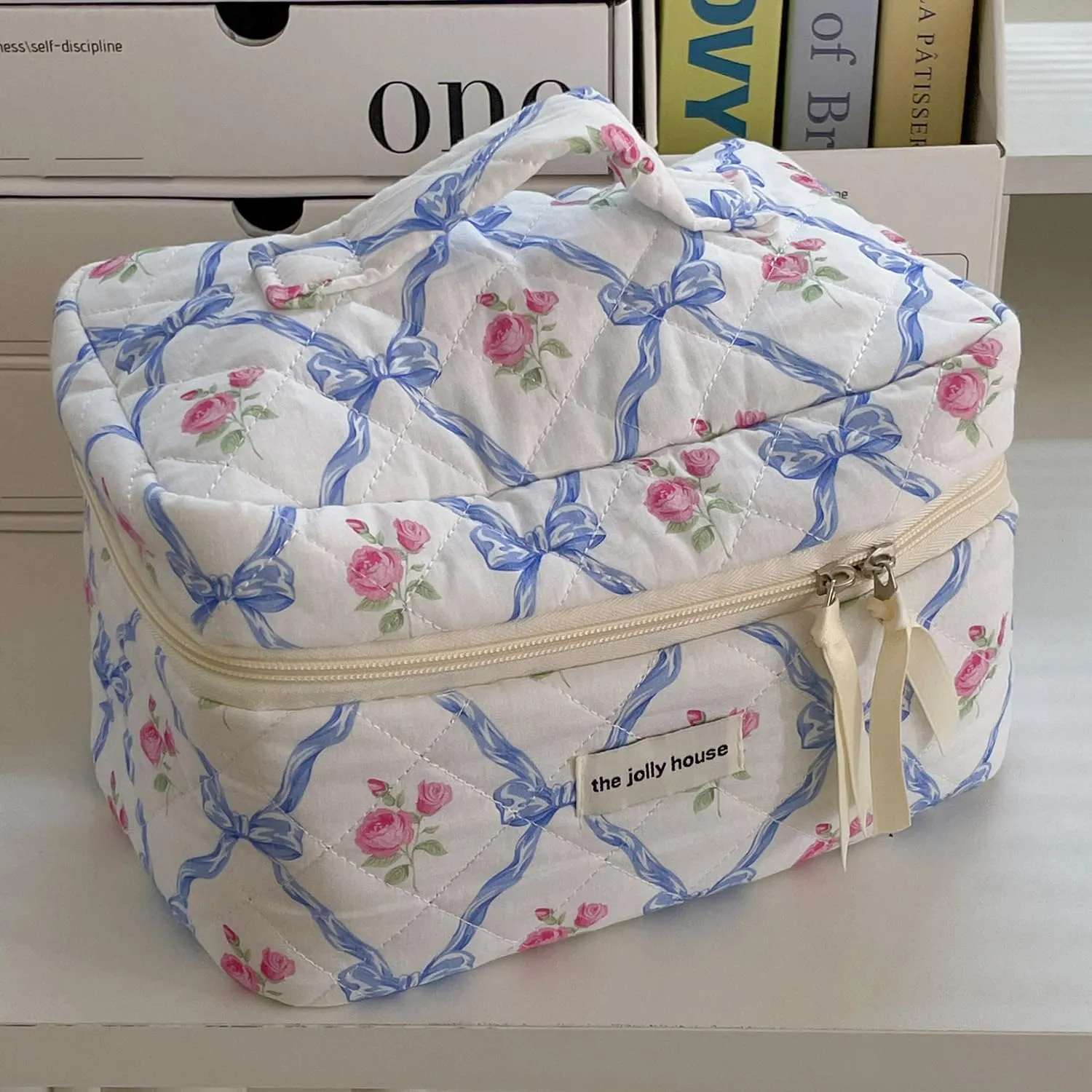 CYee Women Fairycore Quilted Makeup Bag Aesthetics Puffer Pouch Y2K Kawaii Storage Bags Bow Tie Floral Cosmetic Bag (L,Blue)