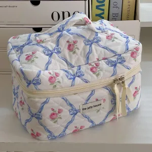 CYee Women Fairycore Quilted Makeup Bag Aesthetics Puffer Pouch Y2K Kawaii Storage Bags Bow Tie Floral Cosmetic Bag (L,Blue)