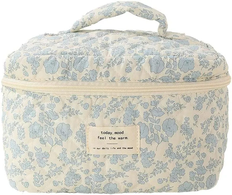 Floral Cotton Quilted Makeup Bag, Kawaii Aesthetic Travel Organizer Toiletry Bag with Handle, Large Cosmetic Bags with Zipper, Cute Pouch Tote Purse for Women (Blue Floral)