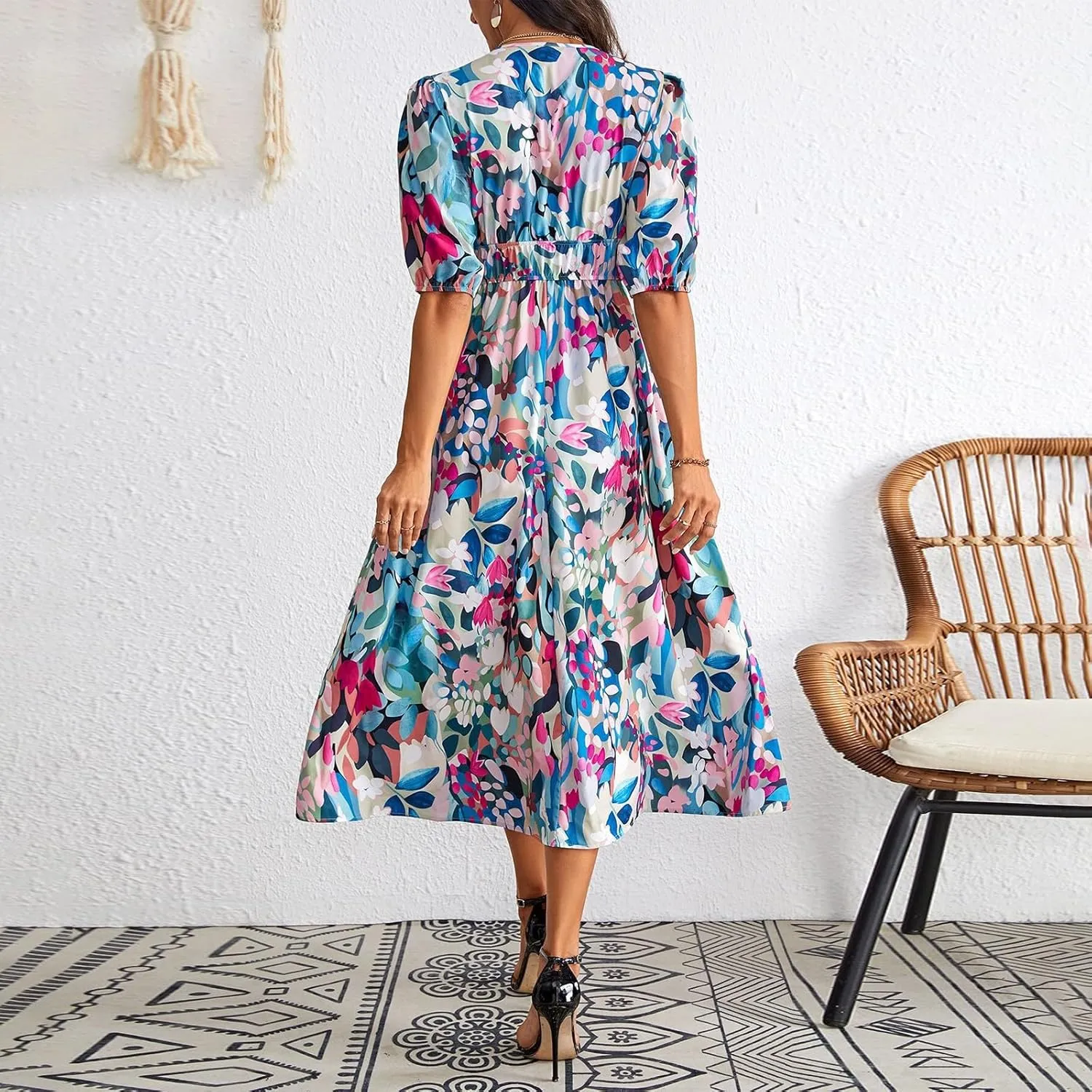 Floral Maxi Dresses for Women Summer V-Neck Short Sleeve Loose Fit Pretty Sundresses Simple Holiday Maxi Dress