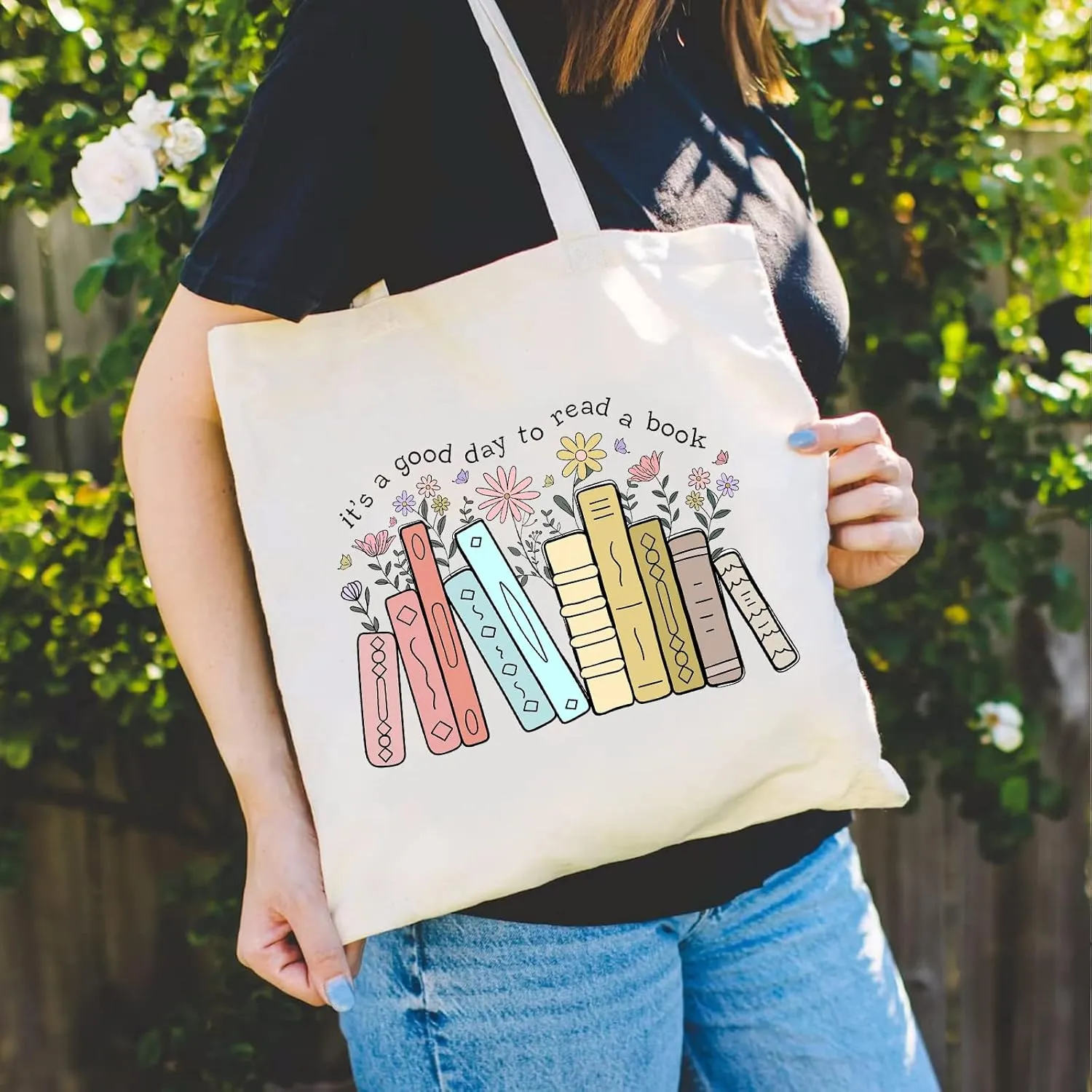 Haukea Aesthetic Canvas Bag with Inner Pockets - Cute Cloth Bags for Women - Book Tote - Reusable Graphic Cotton Bags