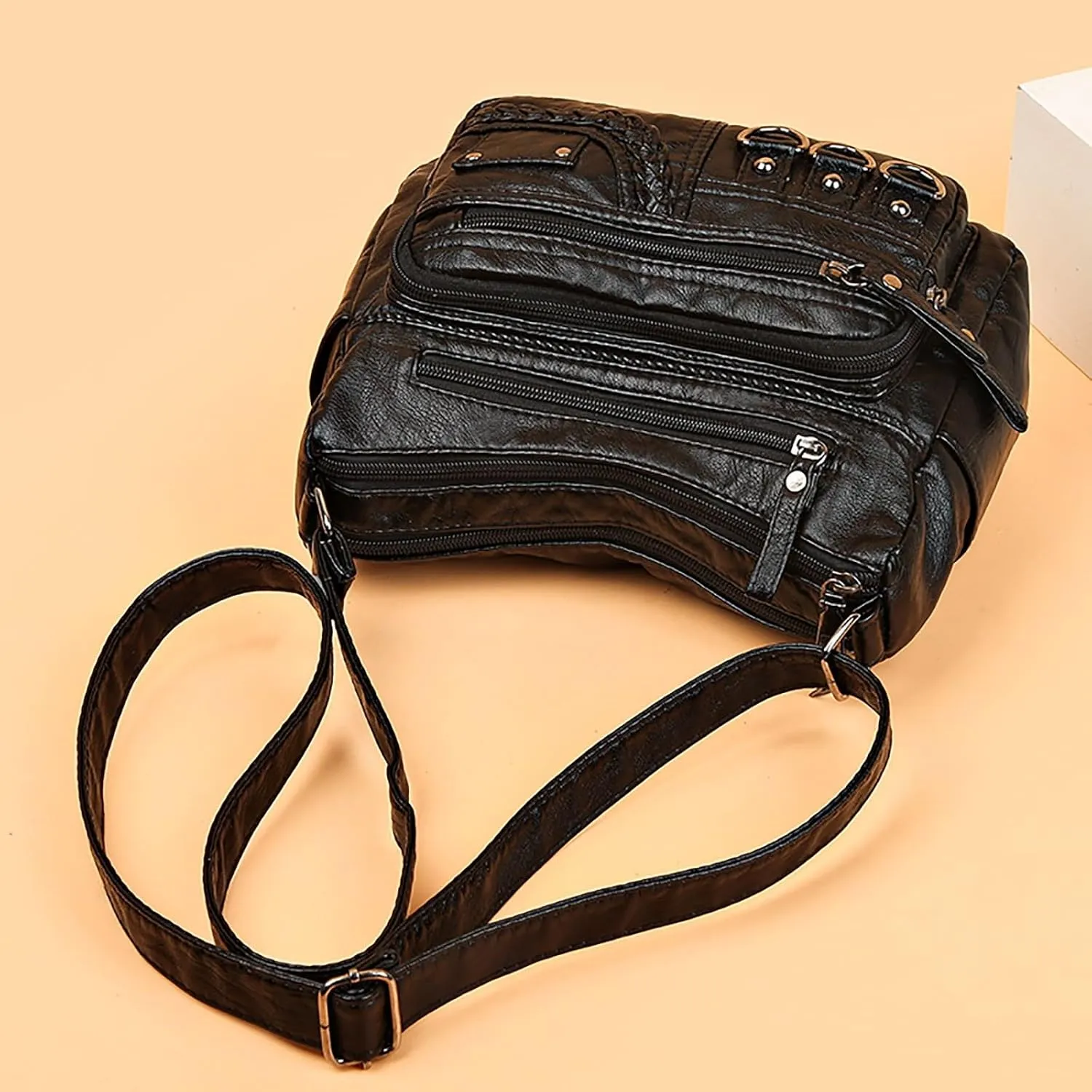 New Vintage Fashionable Large Space Weaving Crossbody Bag Simple And Magnificent Messenger Bag with (Black, One Size)