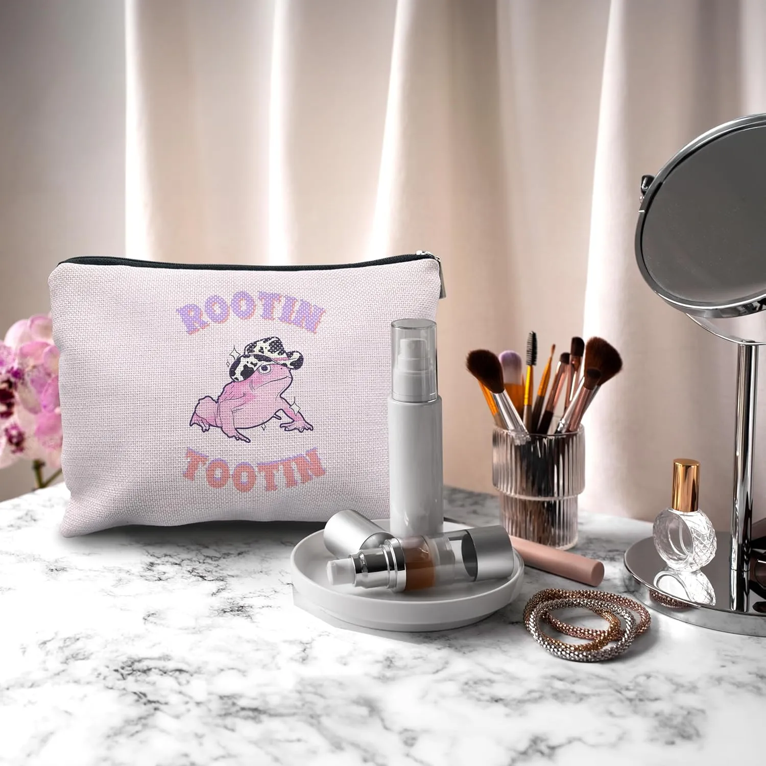 Nogrit Rootin' Tootin' Retro Western Cowgirl Frog, Western Makeup Bag,Pink Frog Linen Makeup Bag,Cowgirl Gifts for Teen Girls Women,Pink Frog Lover Gifts,Western Gifts
