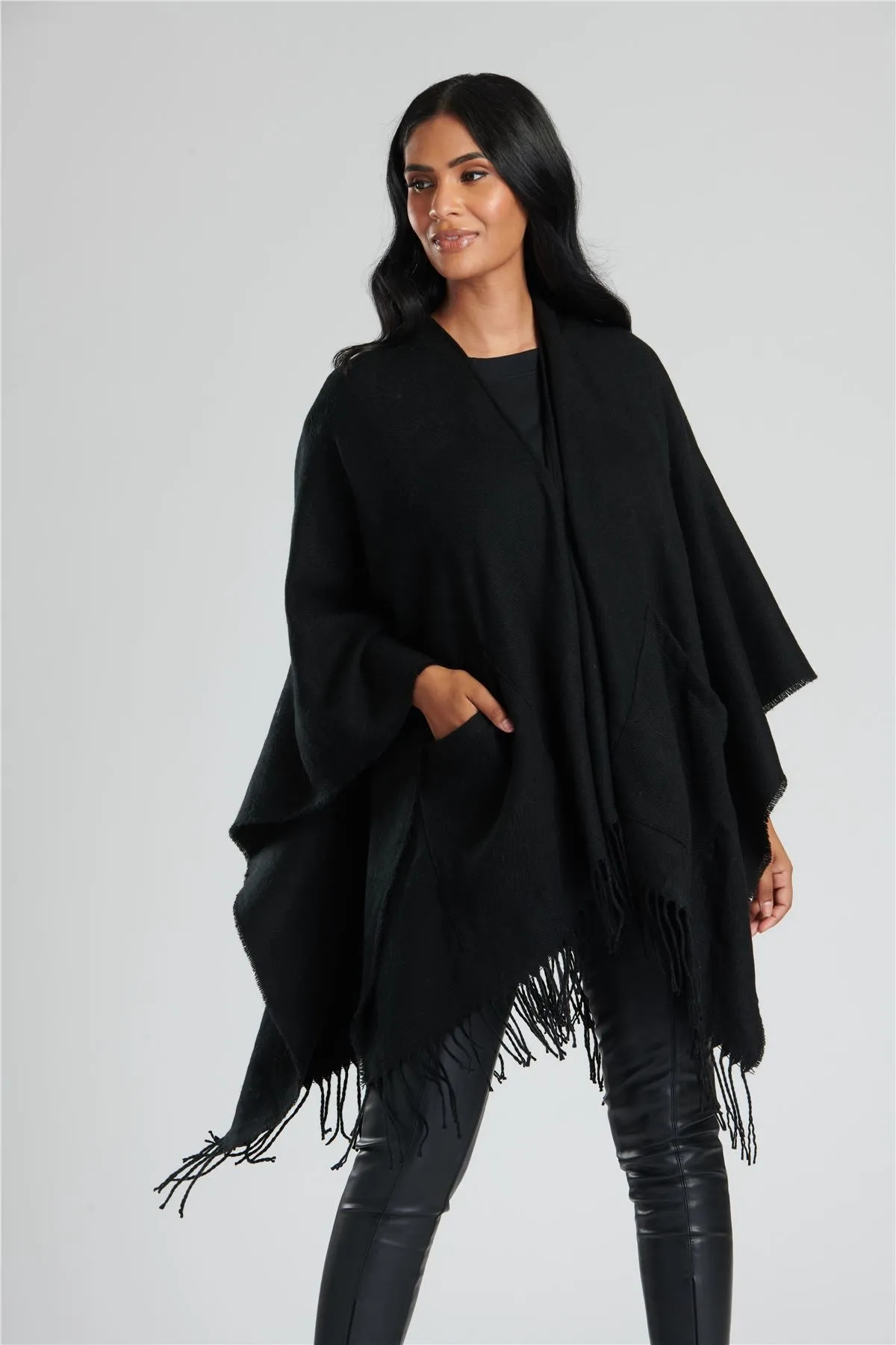 South Beach Womens Knitted Fringe Poncho