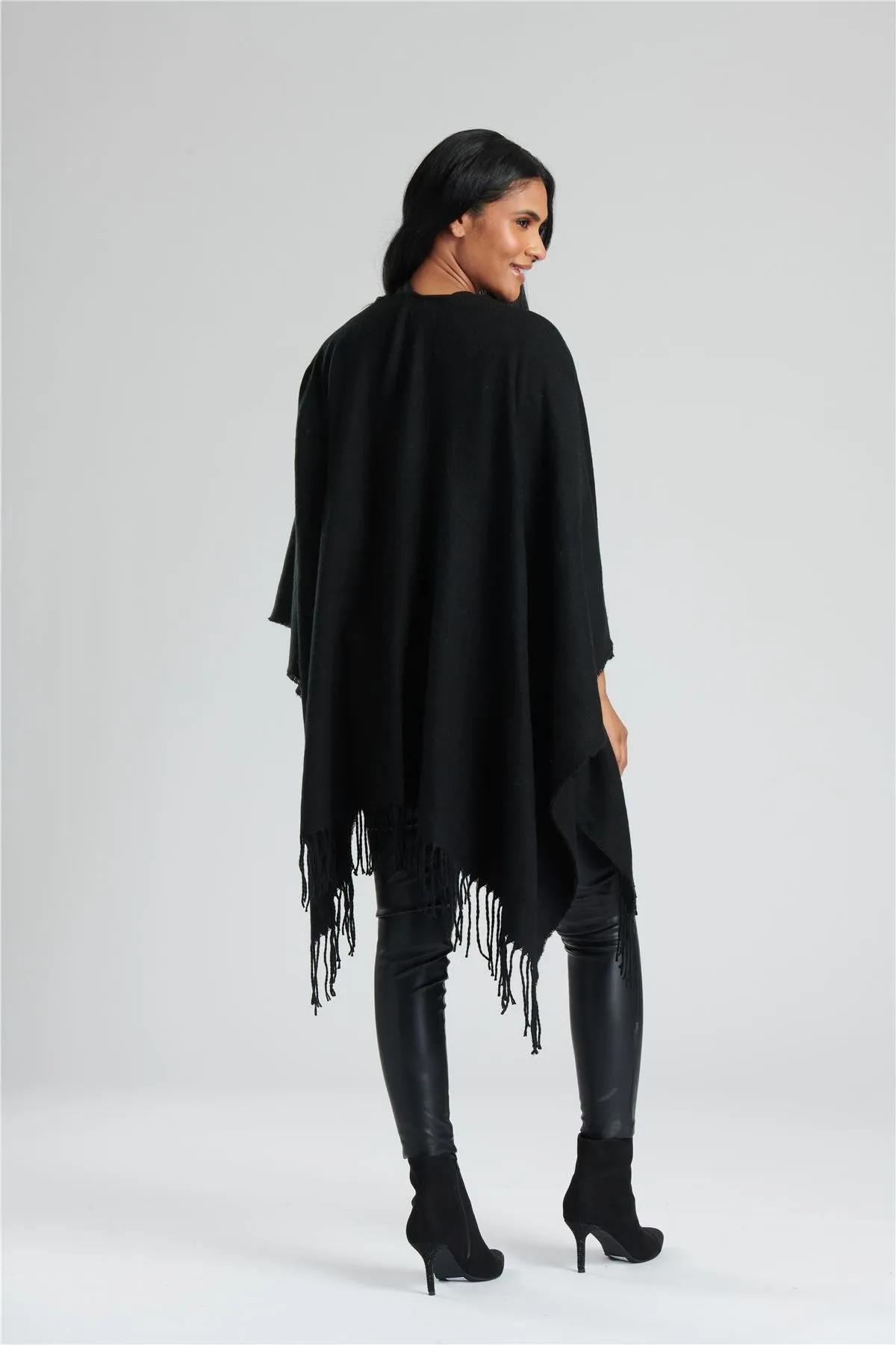 South Beach Womens Knitted Fringe Poncho