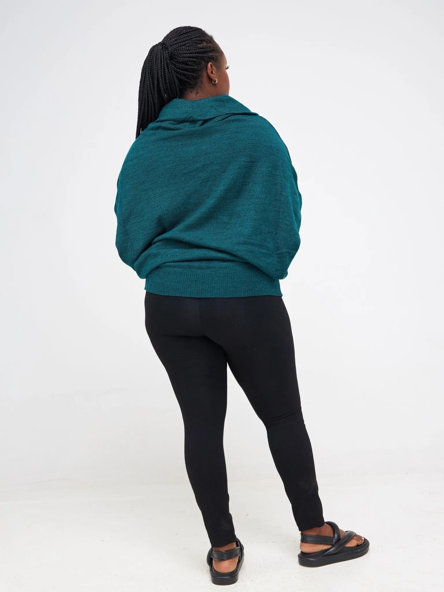 Vivo Basic Short Dolman Sweater - Teal / Black