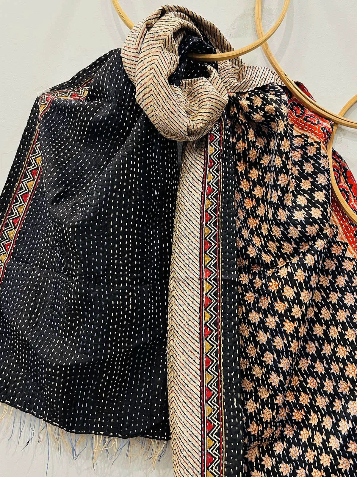 Yama Kantha Stole Red